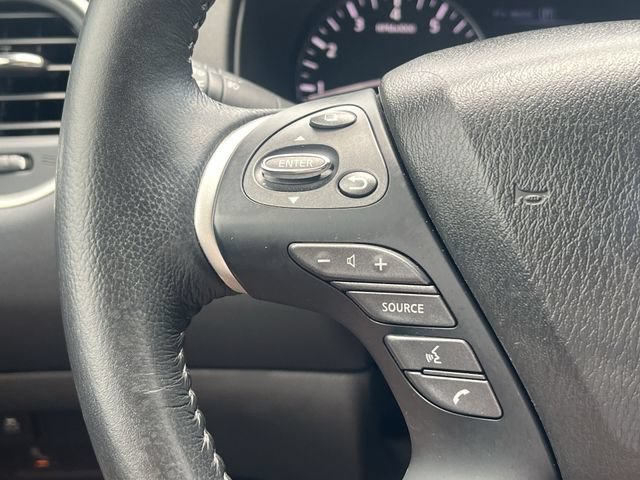 Used 2019 Nissan Pathfinder SV AWD/4WD image 30