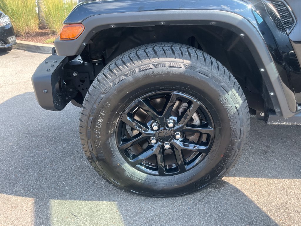 Used 2023 Jeep Wrangler Unlimited Sport AWD/4WD image 31
