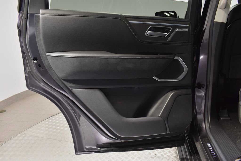 New 2026 INFINITI QX80 Luxe w/ Cargo Package image 28