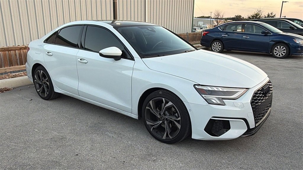 Used 2023 Audi A3 2.0T Premium Plus w/ Premium Plus Package image 3