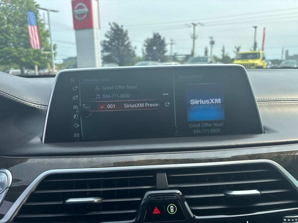 Used 2017 BMW 740i xDrive AWD/4WD image 16