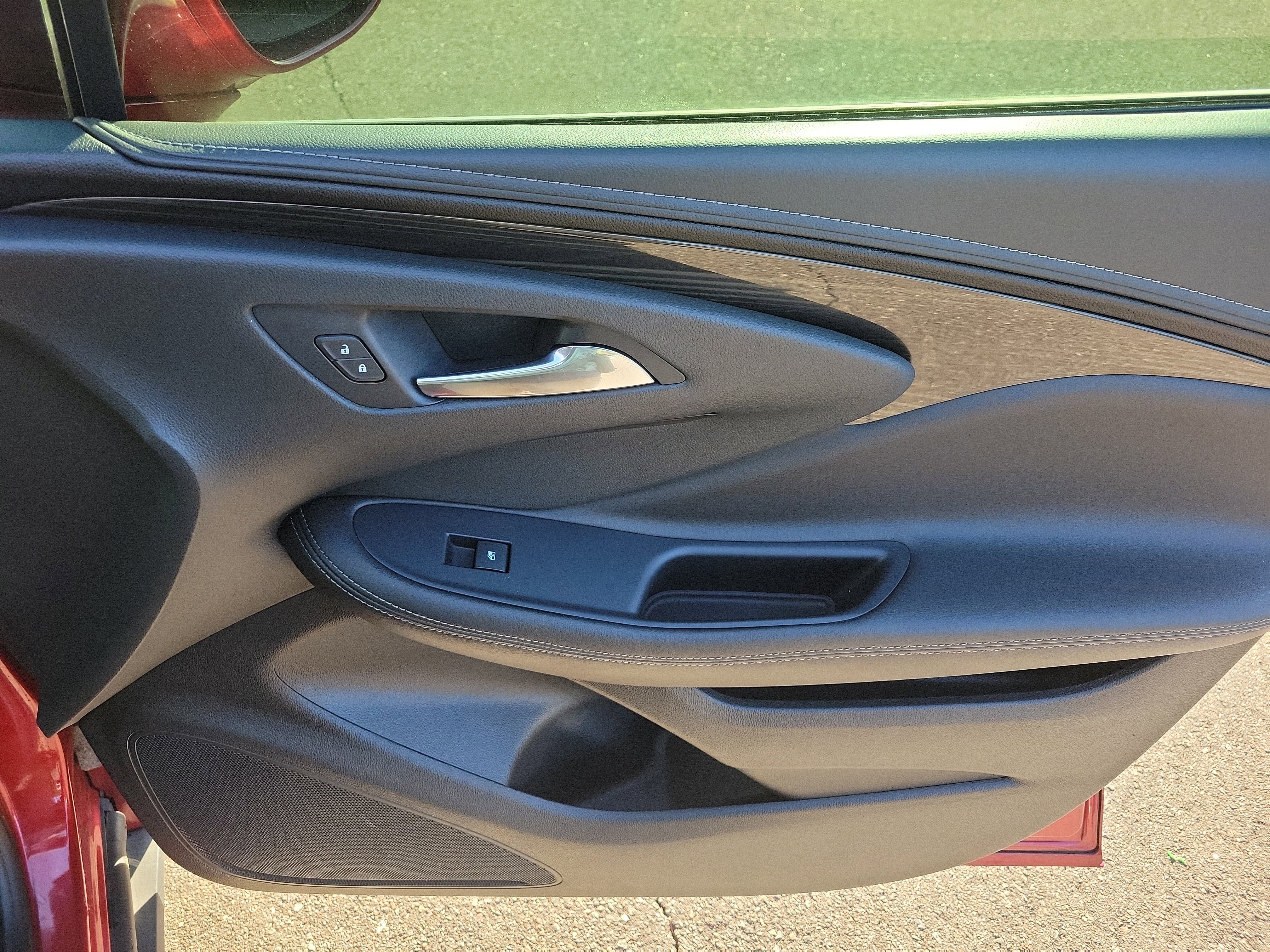 Used 2020 Buick Envision Essence image 10