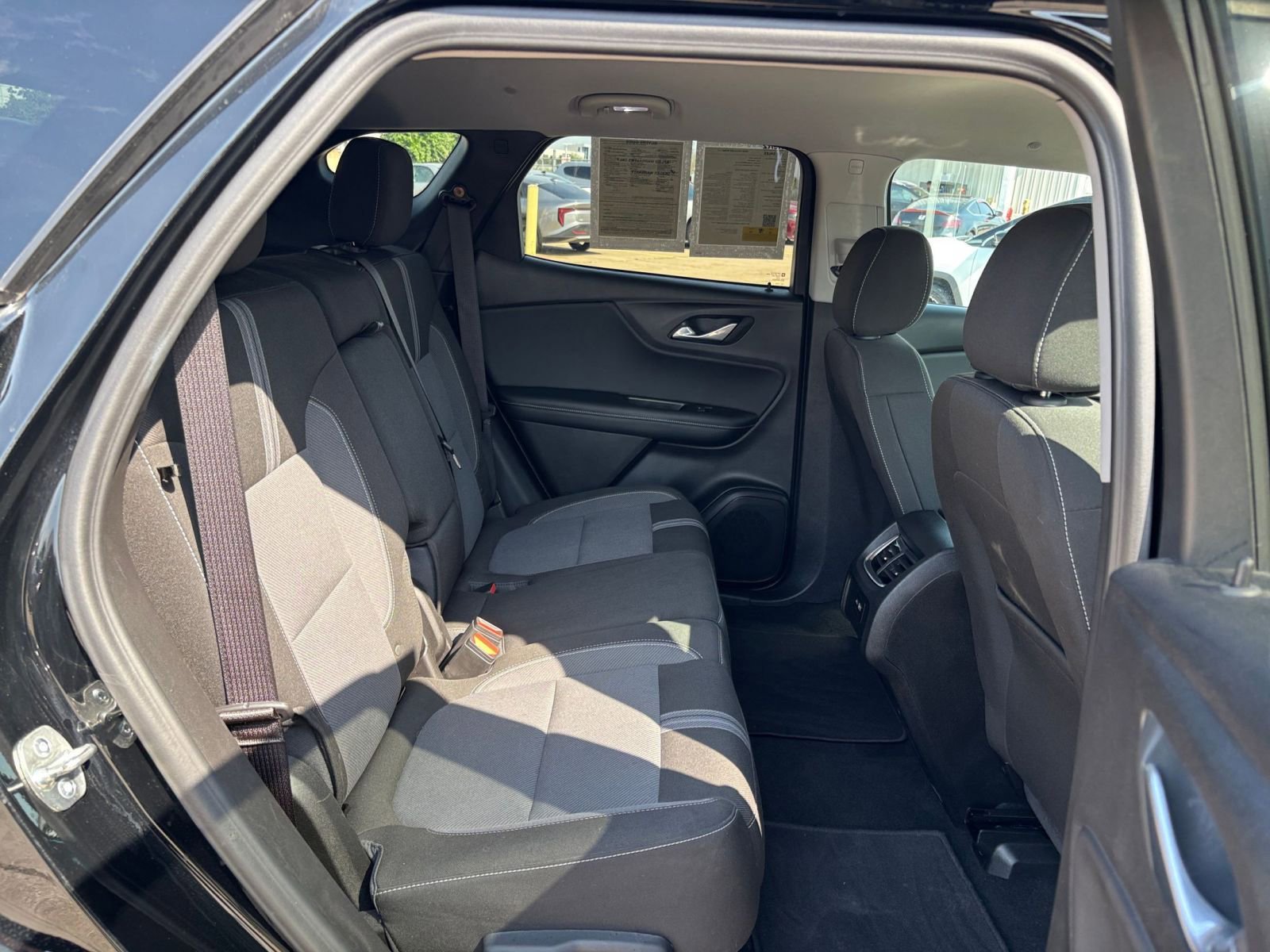 Used 2025 Chevrolet Blazer LT FWD image 27