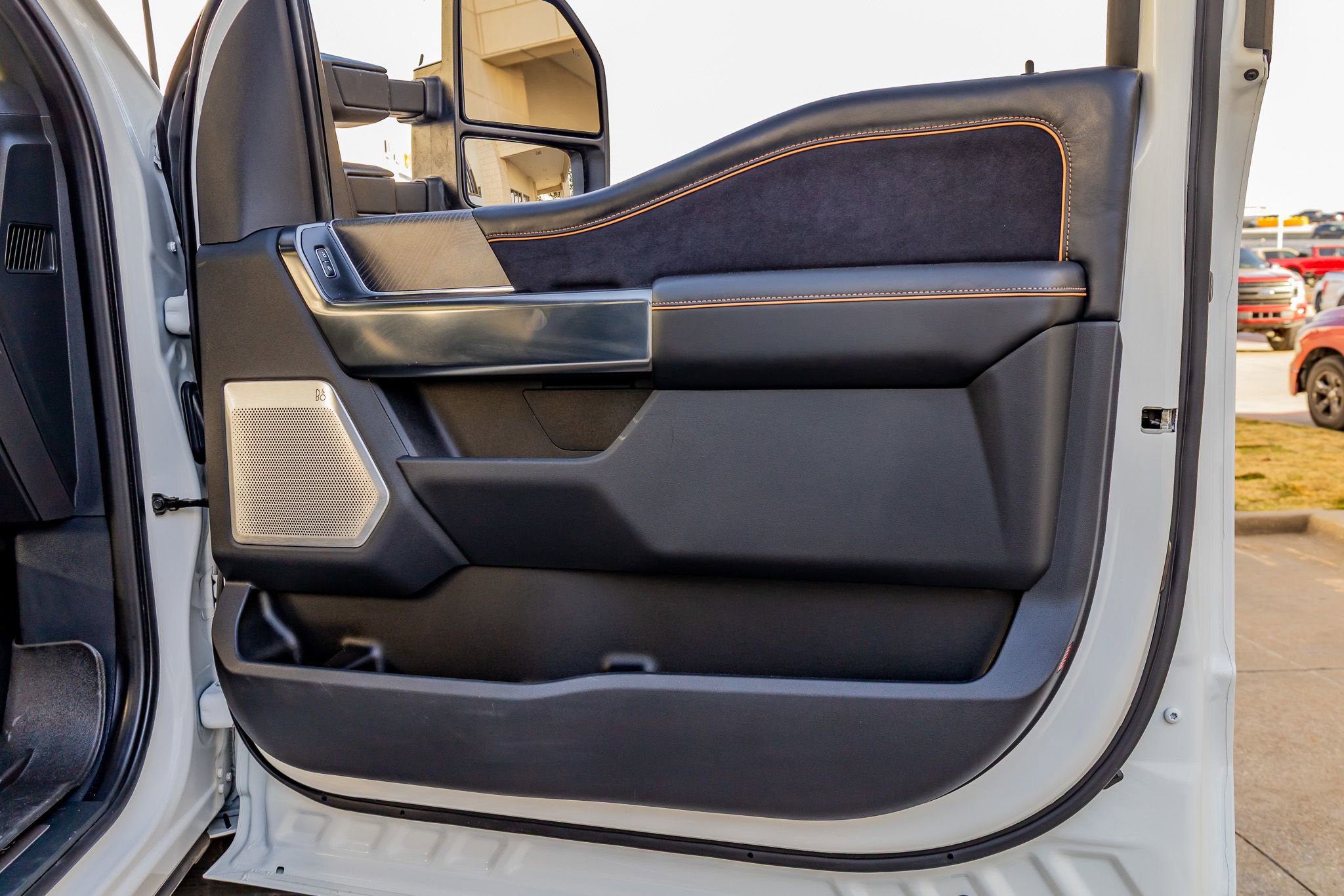 Used 2024 Ford F350 Platinum image 36