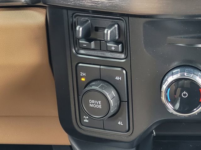 Used 2024 Ford F250 Lariat w/ Chrome Package AWD/4WD image 19