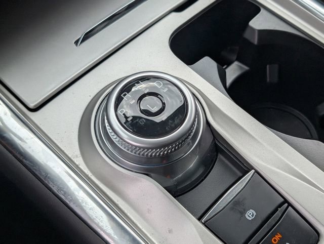 Used 2023 Ford Explorer XLT w/ Equipment Group 202A image 27