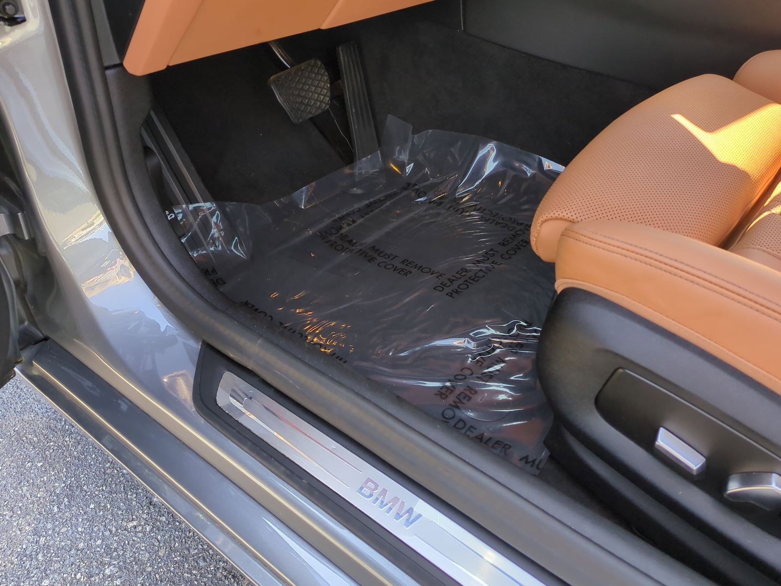 Certified 2023 BMW 530e xDrive 530e xDrive w/ Premium Package image 17