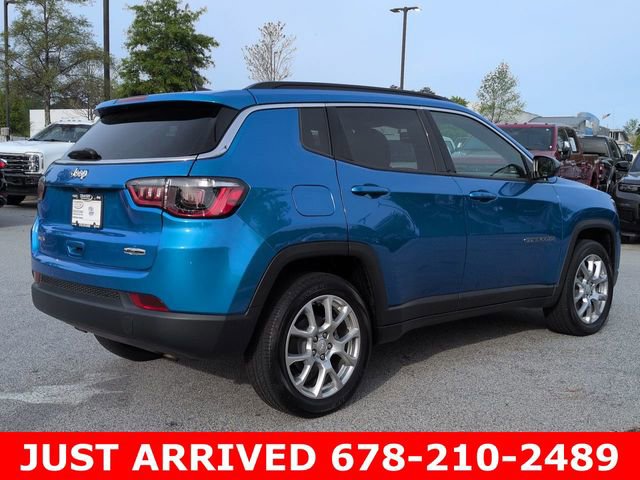 Used 2024 Jeep Compass Latitude image 4