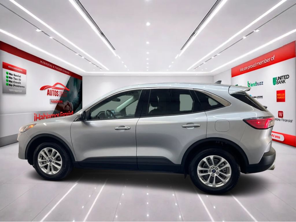 Used 2021 Ford Escape SE FWD image 4