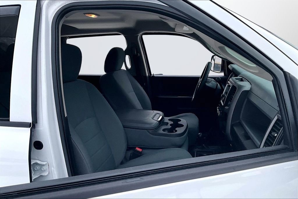 Used 2017 RAM 2500 Tradesman w/ Chrome Appearance Group image 24