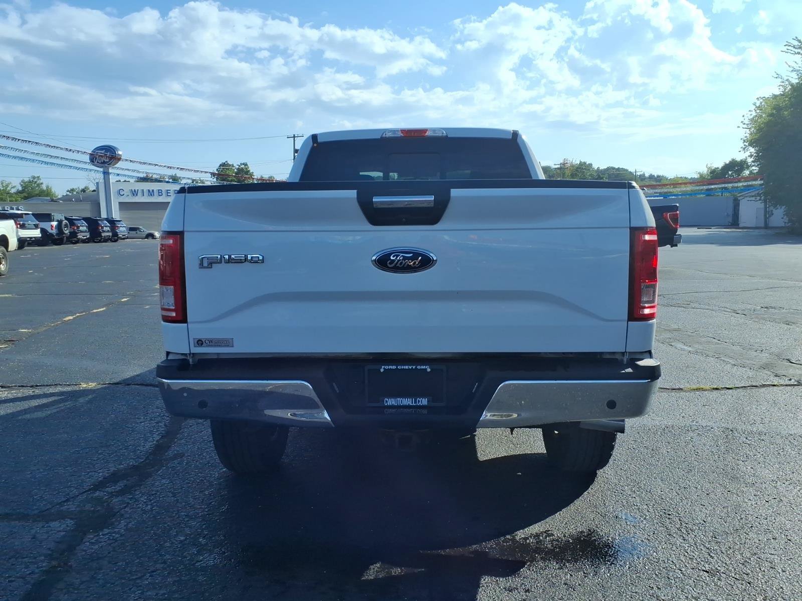 Used 2017 Ford F150 XLT w/ Equipment Group 302A Luxury AWD/4WD image 10