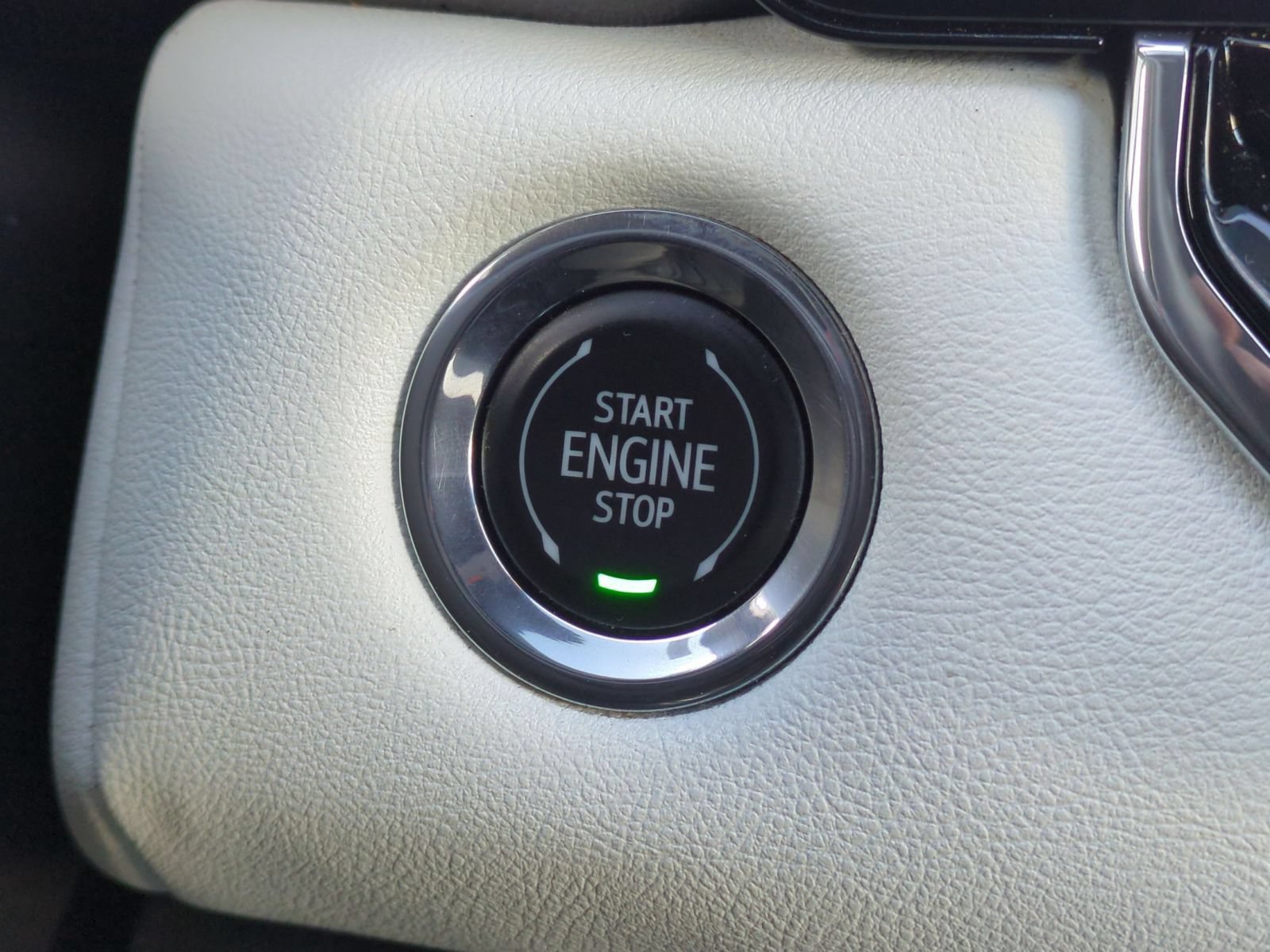 Used 2023 GMC Canyon AT4X AWD/4WD image 24