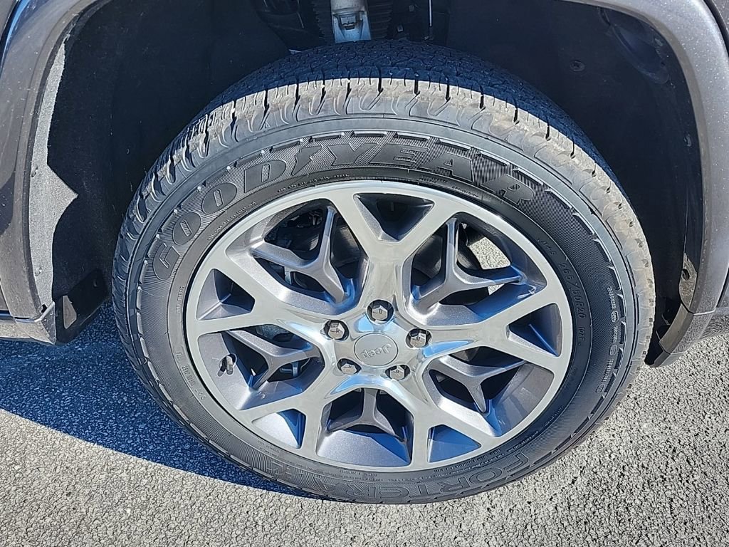 Certified 2021 Jeep Grand Cherokee Overland image 14