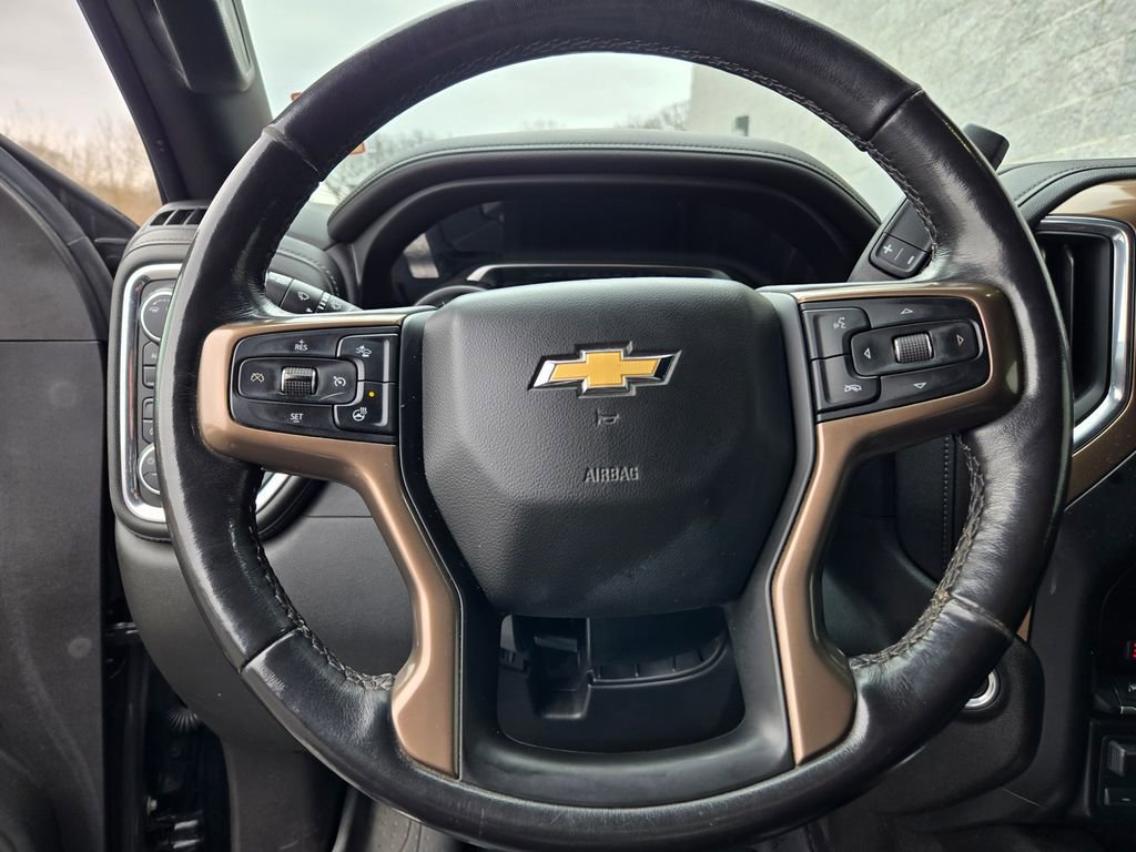 Used 2021 Chevrolet Silverado 1500 High Country w/ Technology Package AWD/4WD image 19