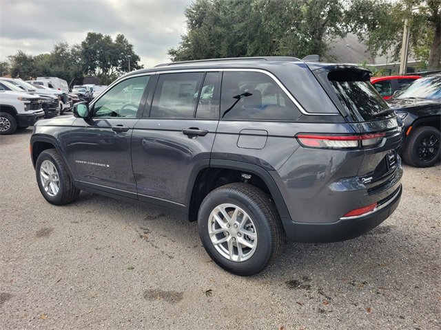 New 2025 Jeep Grand Cherokee Laredo X image 11