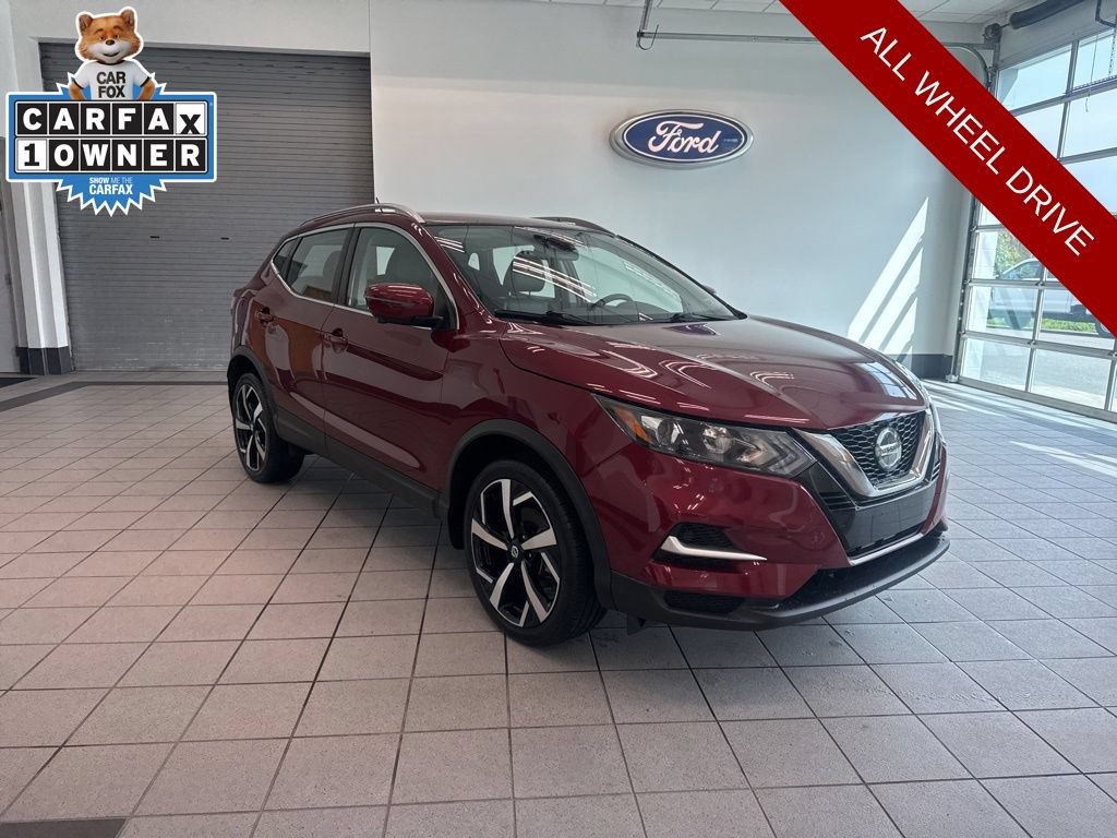 Used 2022 Nissan Rogue Sport SL AWD/4WD image 1