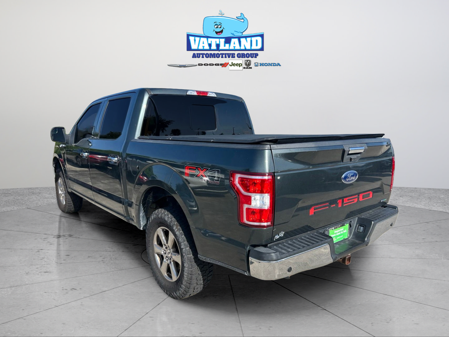 Used 2018 Ford F150 XLT w/ Equipment Group 302A Luxury AWD/4WD image 3