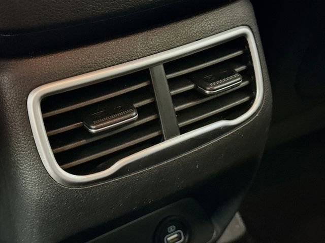 Used 2023 Hyundai Santa Fe SEL image 25