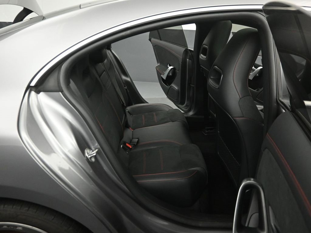 Used 2022 Mercedes-Benz CLA 250 4MATIC image 25