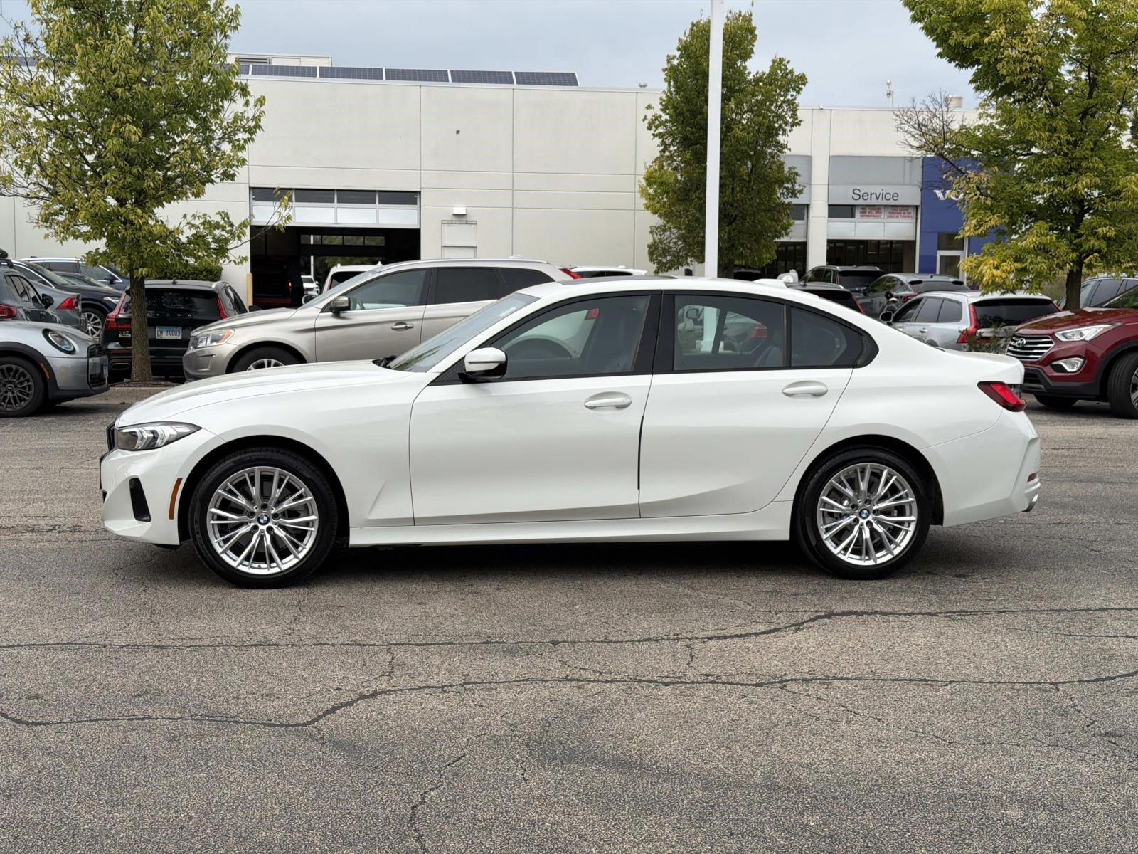 Certified 2023 BMW 330i xDrive Sedan w/ Premium Package AWD/4WD image 16