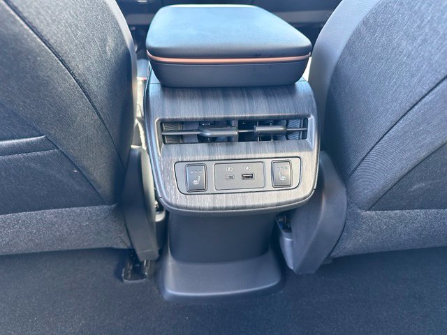 Used 2024 Nissan Ariya AWD image 17