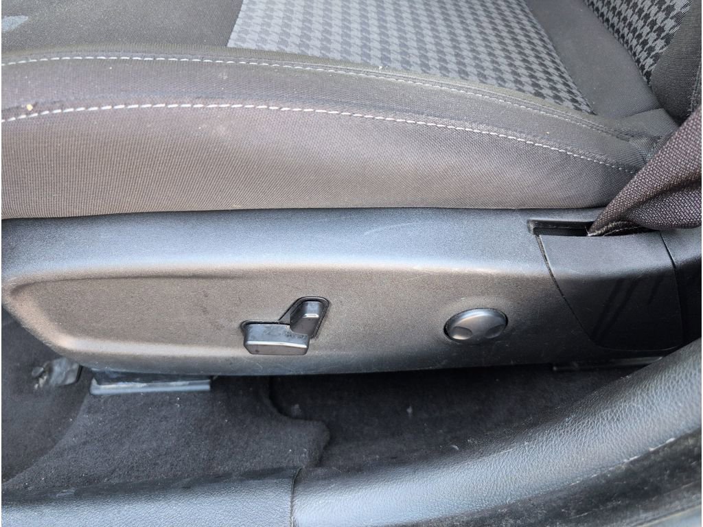 Used 2023 Dodge Charger GT image 11