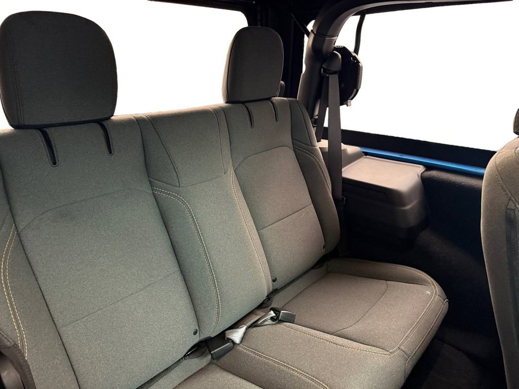 Used 2024 Jeep Wrangler Sport S image 18