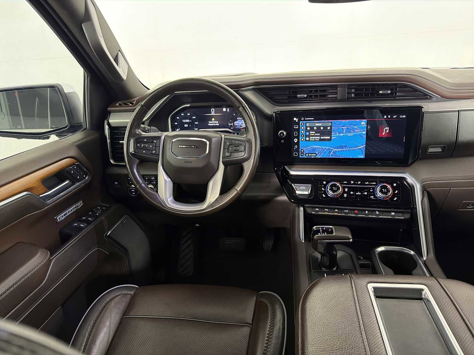 Used 2022 GMC Sierra 1500 Denali AWD/4WD image 21