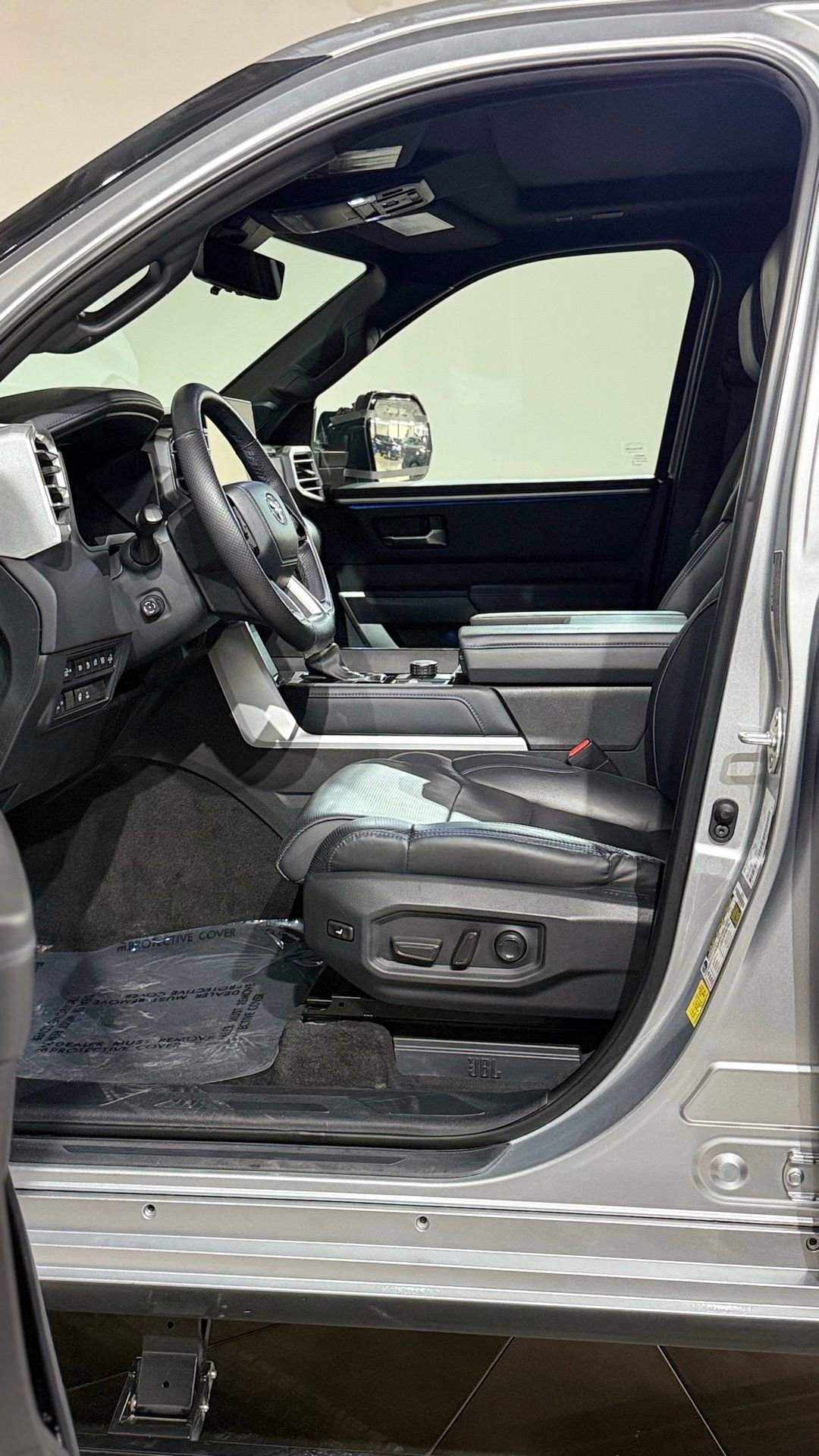 Used 2023 Toyota Sequoia Platinum image 37