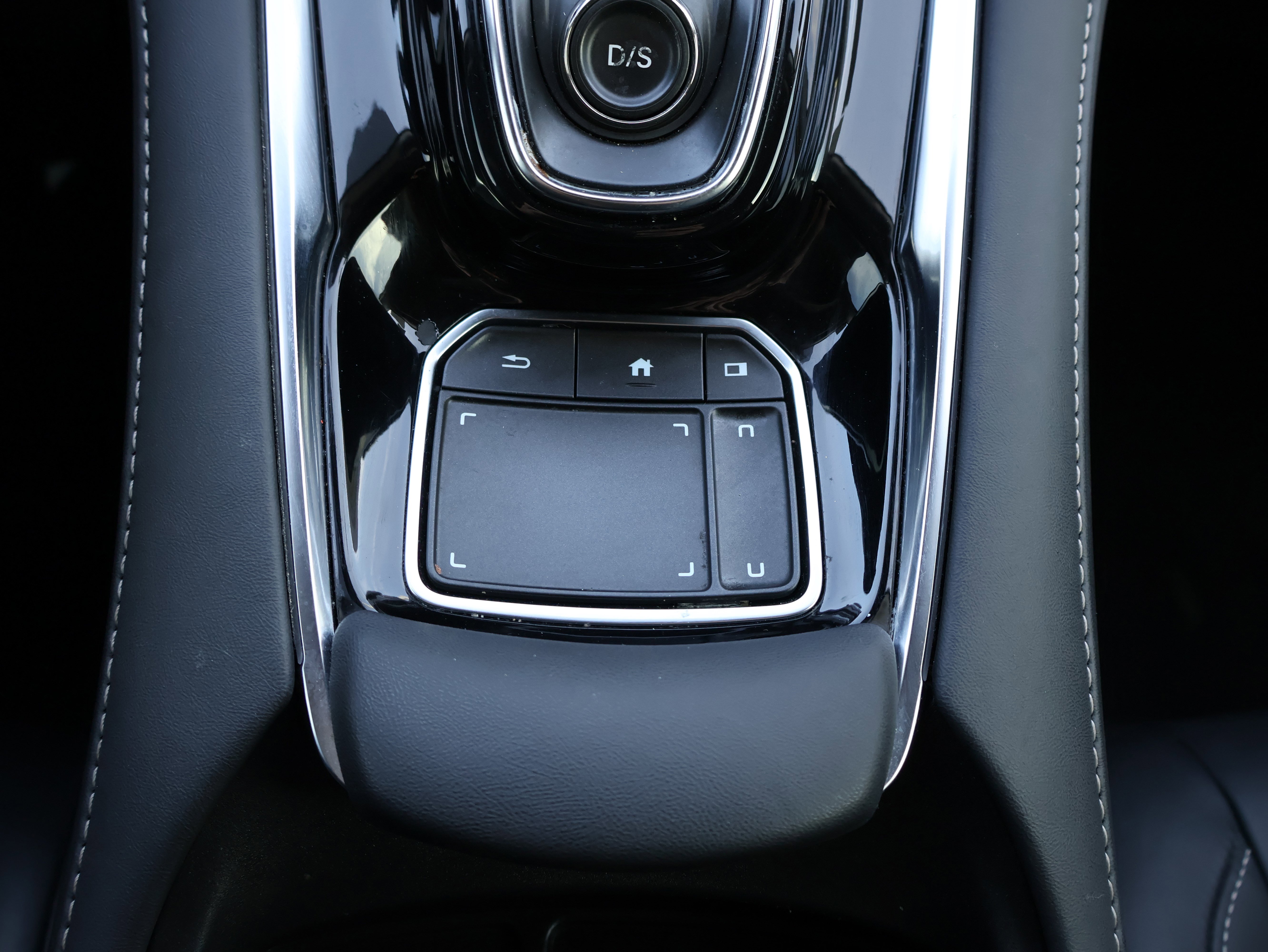 Used 2024 Acura RDX SH-AWD w/ Technology Package image 28