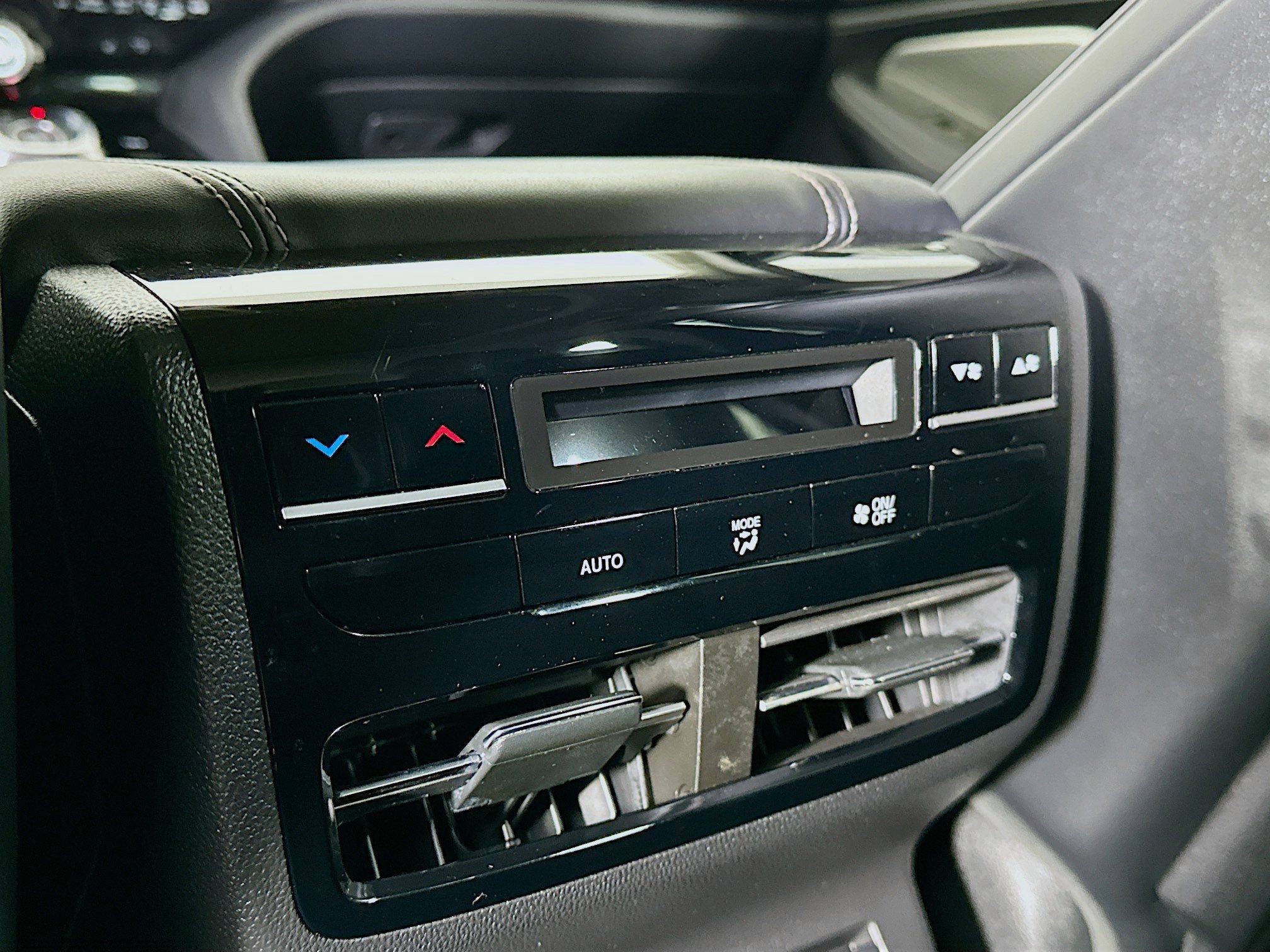Used 2024 Acura MDX FWD w/ Technology Package image 28