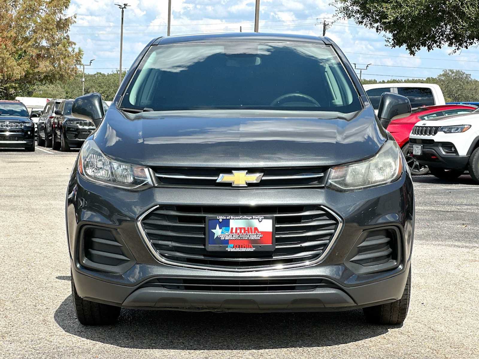 Used 2020 Chevrolet Trax LS w/ Tint and Cruise Package AWD/4WD image 10