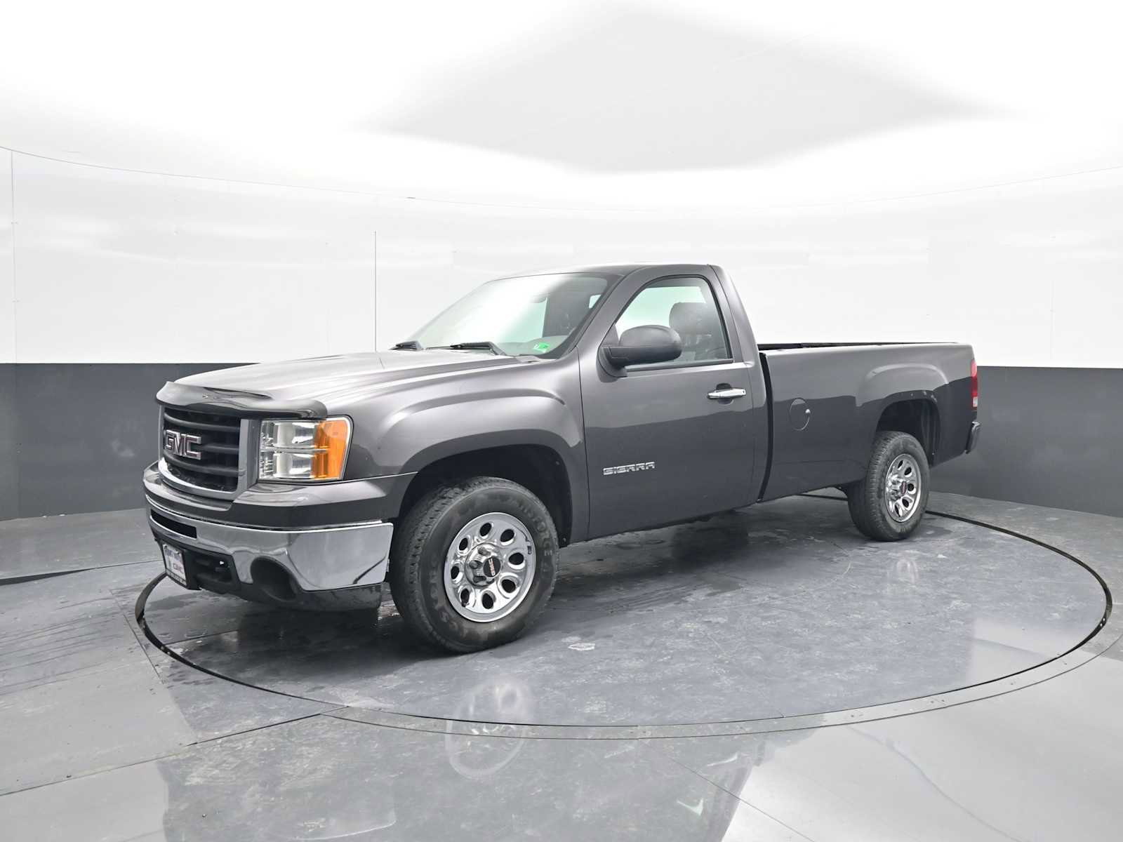 Used 2010 GMC Sierra 1500 W/T w/ Work Truck Plus Package image 4