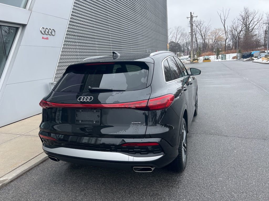 Certified 2025 Audi Q5 Premium Plus w/ Premium Plus image 23