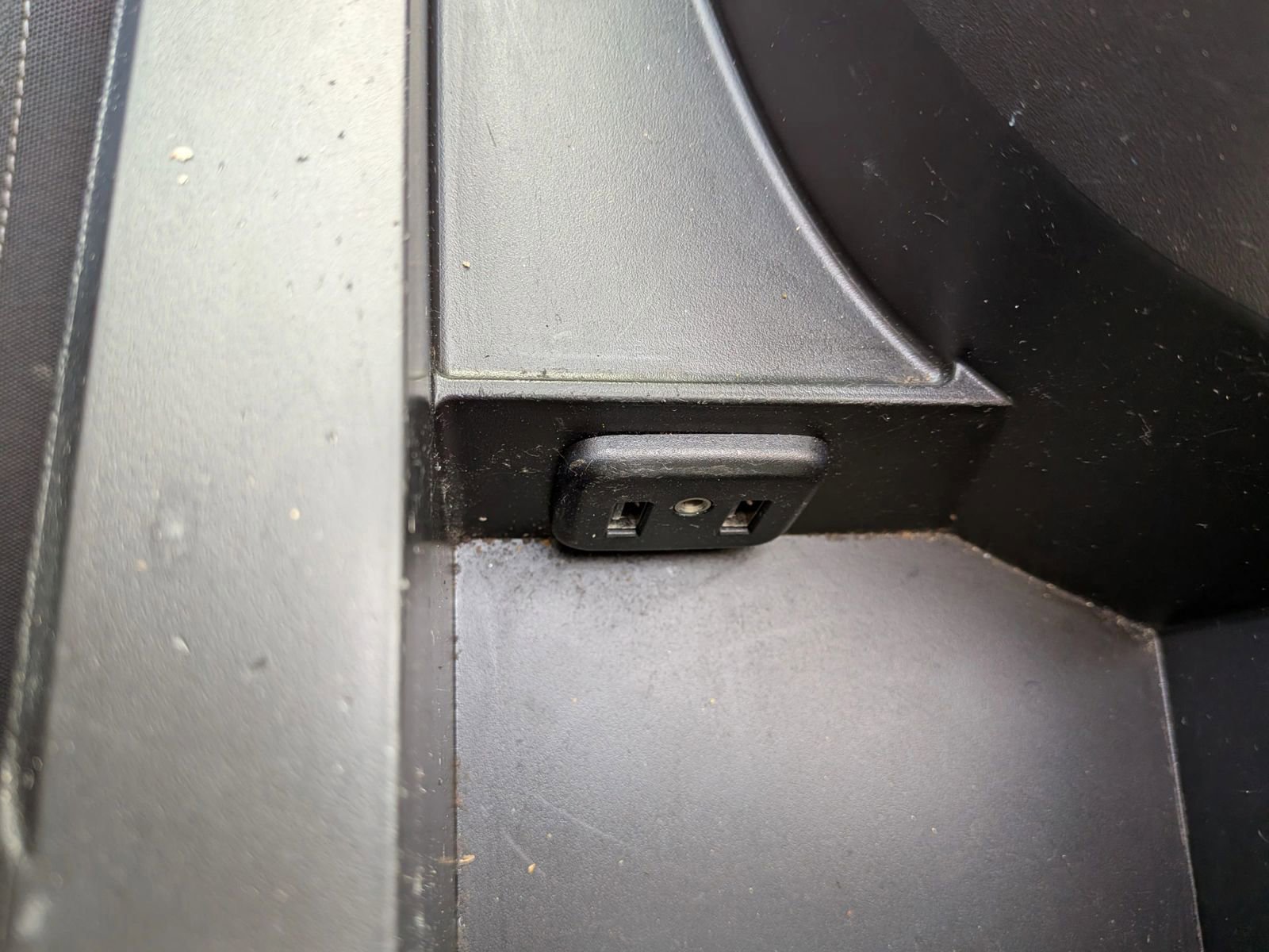 Used 2017 Chevrolet Camaro LT image 36