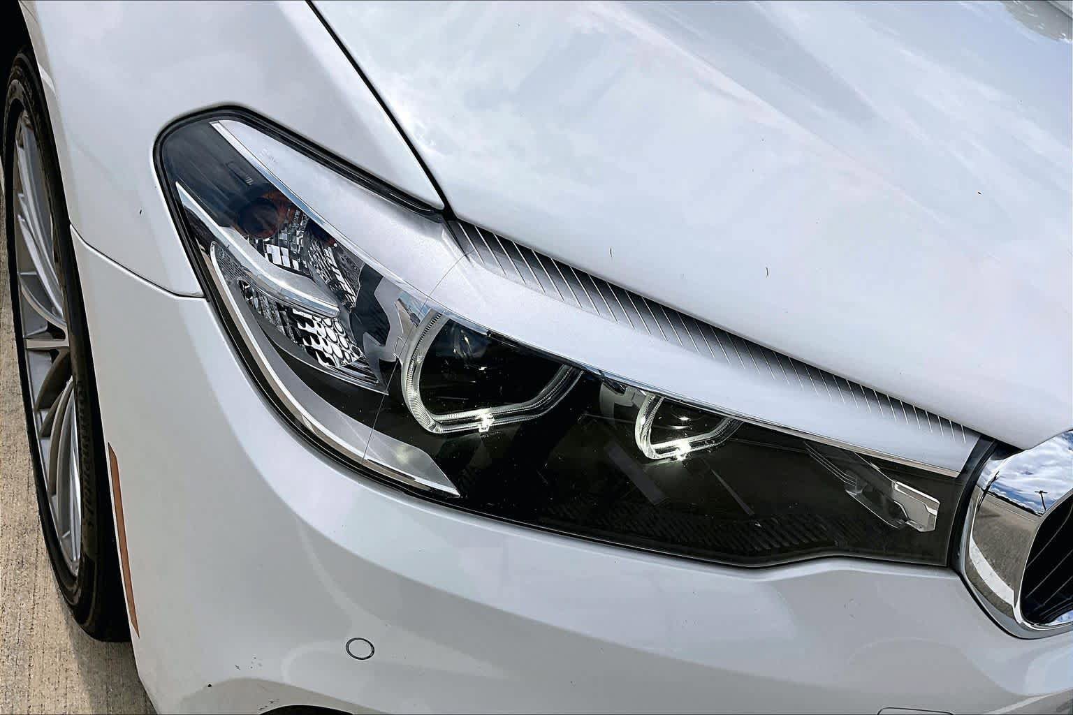 Used 2020 BMW 530i w/ Premium Package RWD image 28
