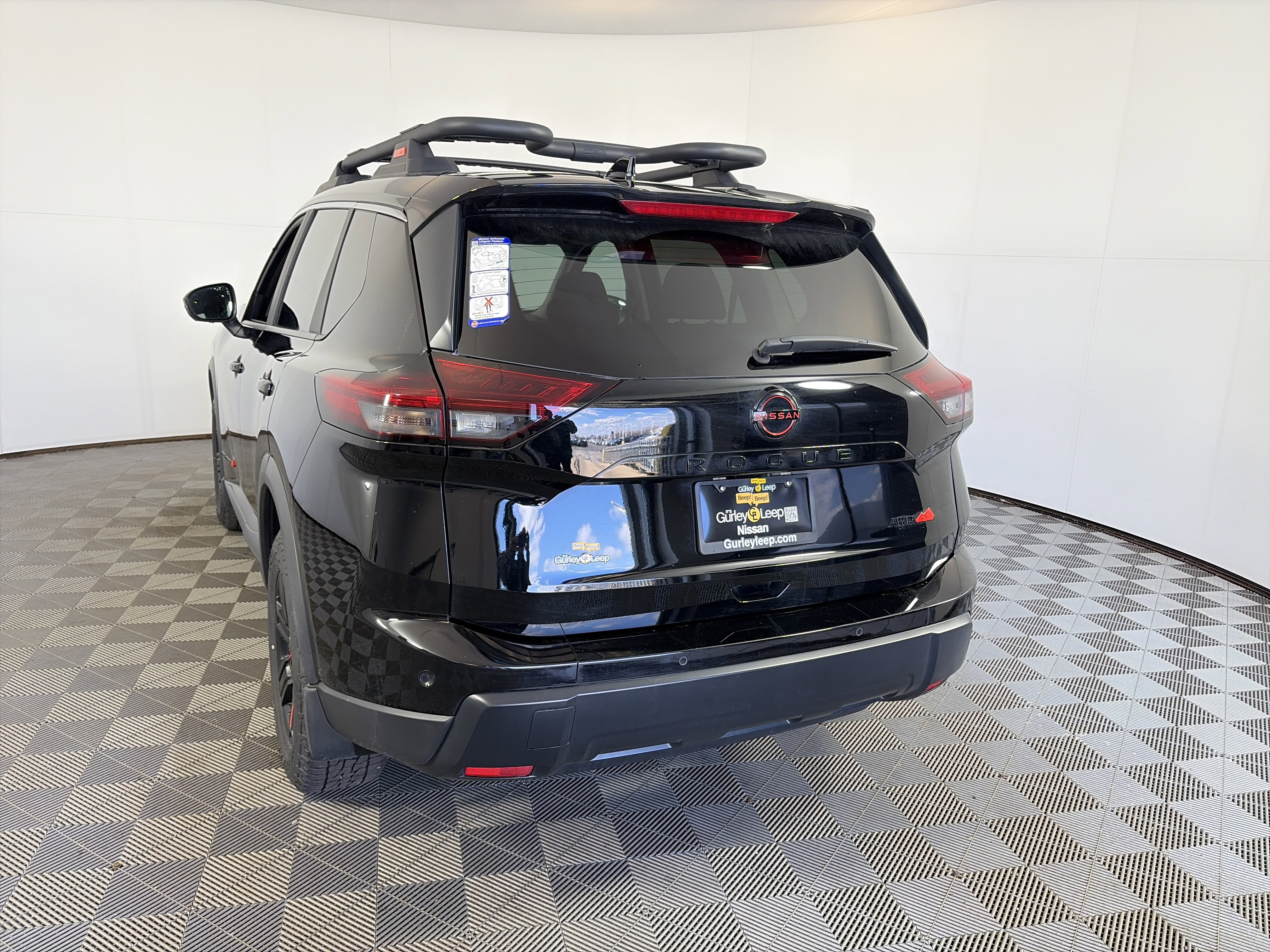 Certified 2025 Nissan Rogue SV w/ Rock Creek Premium Package image 8