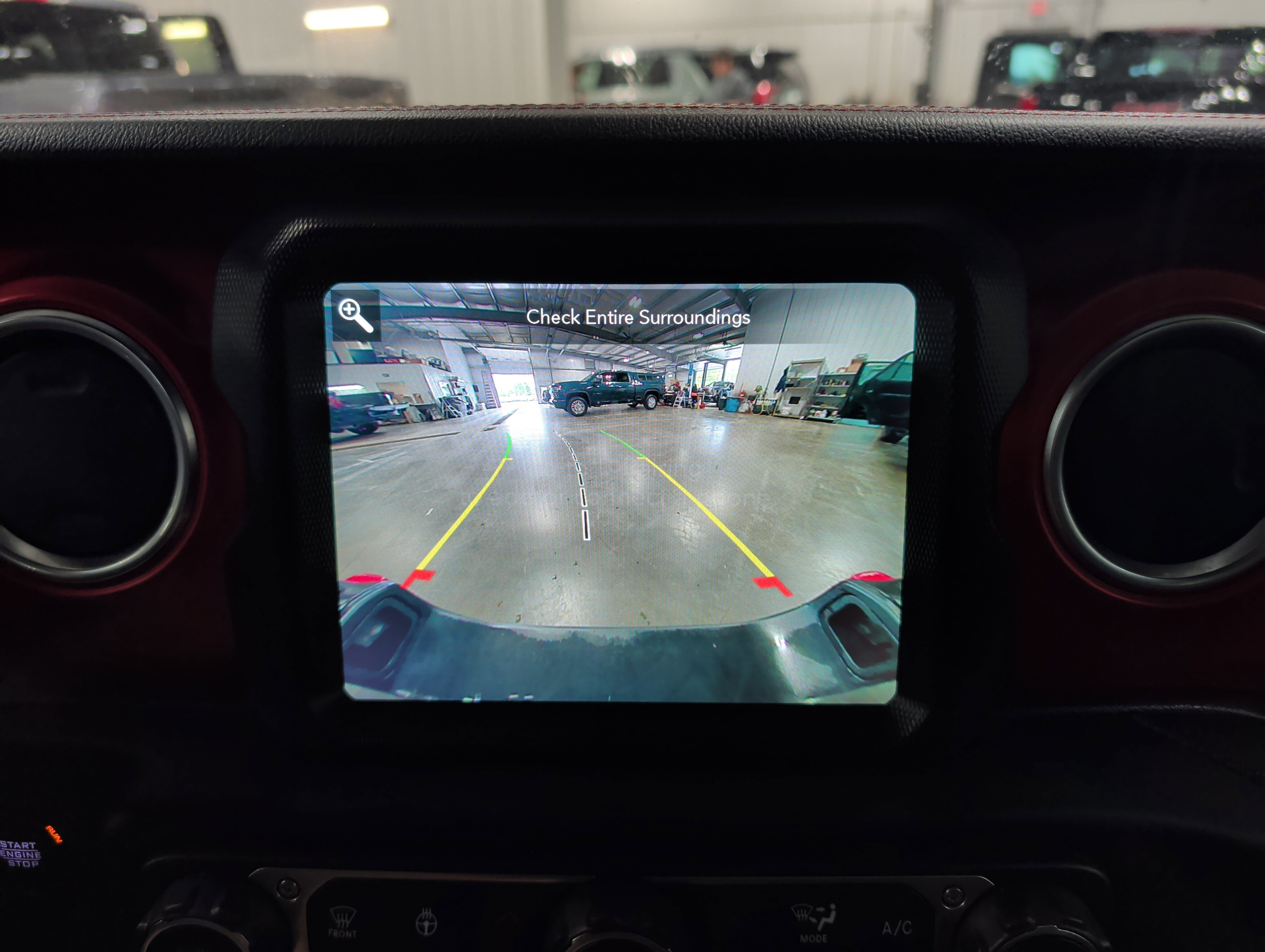 Used 2021 Jeep Gladiator Rubicon AWD/4WD image 11
