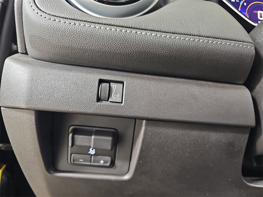 Certified 2023 Chevrolet Colorado LT w/ LT Convenience Package II image 32