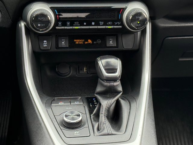 Used 2019 Toyota RAV4 XLE w/ Convenience Package image 19