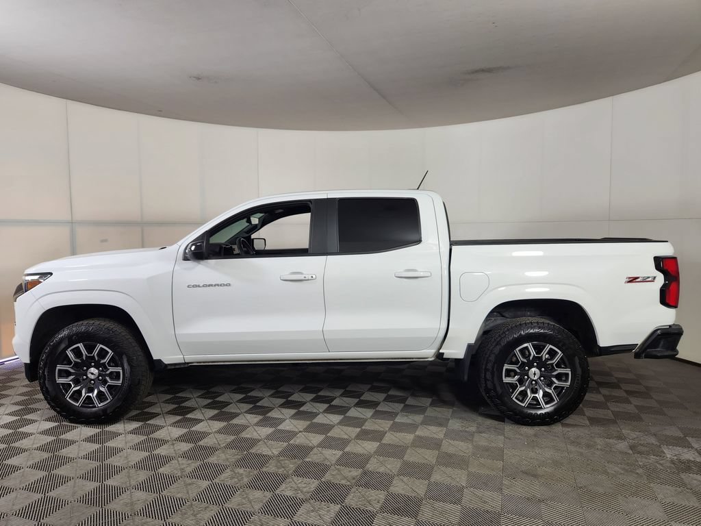 Used 2023 Chevrolet Colorado Z71 AWD/4WD image 4