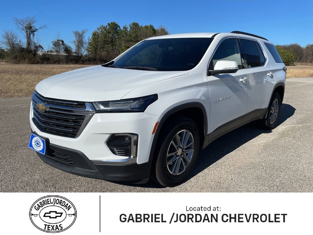 Used 2023 Chevrolet Traverse LT image 1