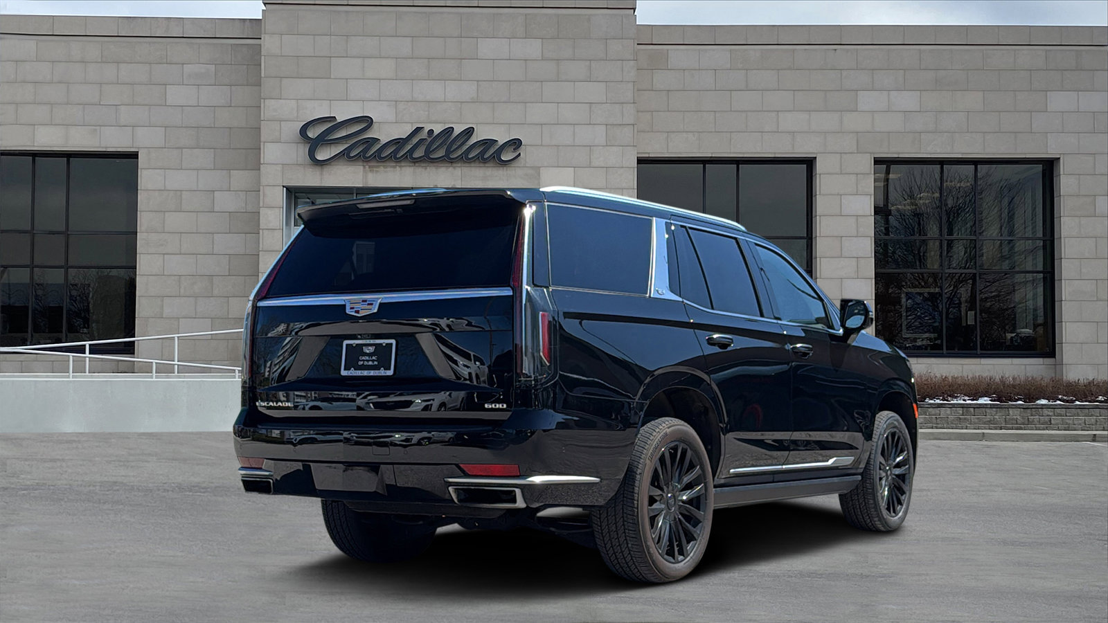 Certified 2022 Cadillac Escalade Premium Luxury w/ Performance Package image 3