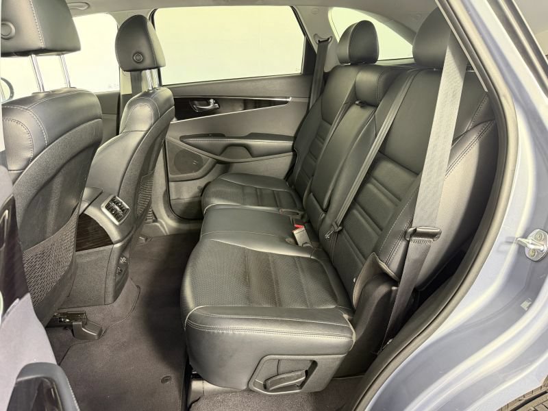 Used 2019 Kia Sorento EX AWD/4WD image 38