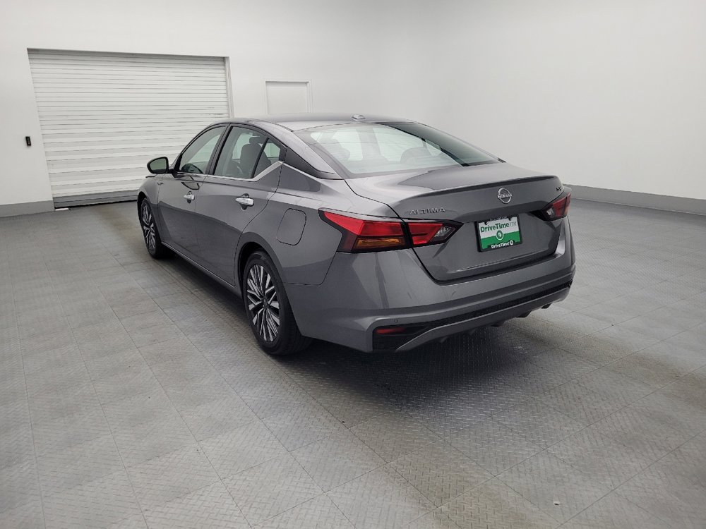 Used 2024 Nissan Altima 2.5 SV image 5