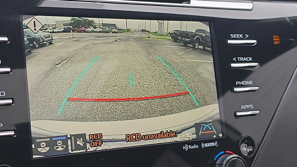 Used 2019 Toyota Camry XSE FWD image 18
