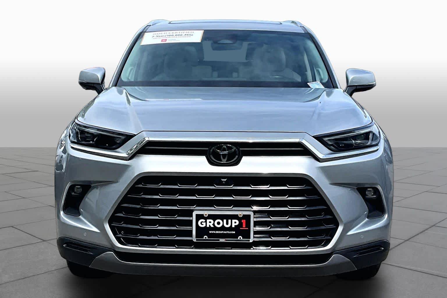 Certified 2024 Toyota Grand Highlander AWD image 4