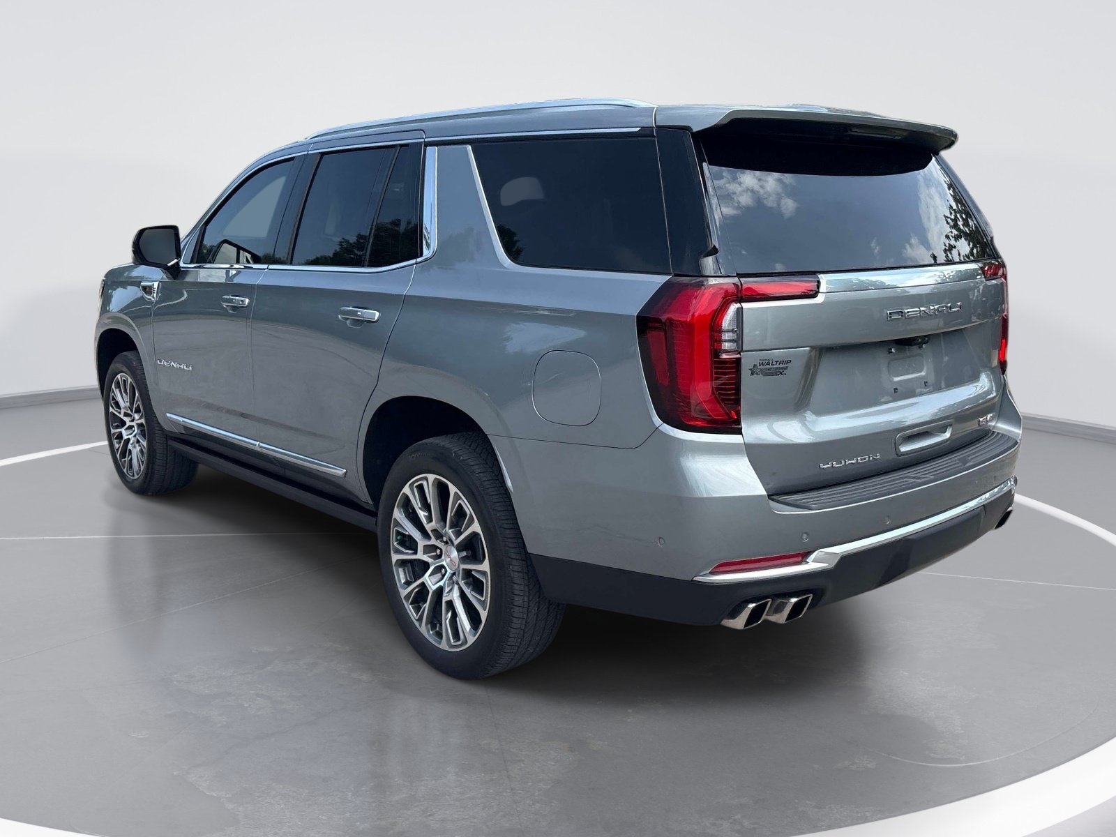 Used 2025 GMC Yukon Denali w/ Denali Reserve Package AWD/4WD image 6