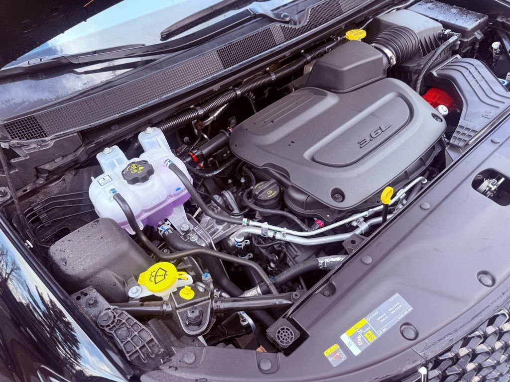 New 2025 Chrysler Pacifica Select image 21