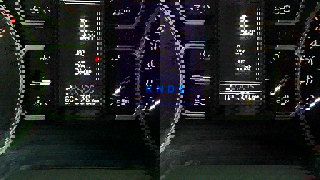 Used 2018 Toyota Tundra Limited AWD/4WD image 16